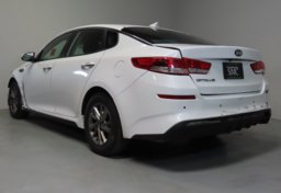 2019 Kia Optima - Image 9