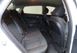 2019 Kia Optima - Image 30