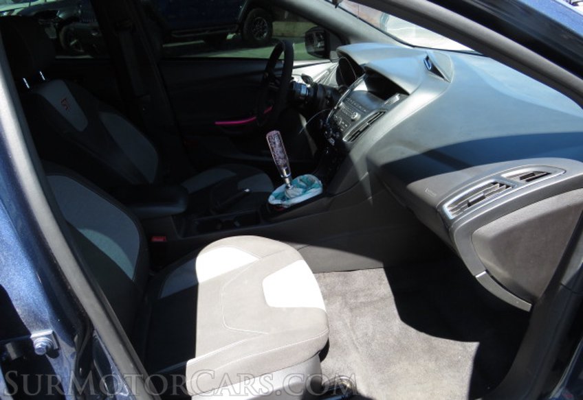 2018 Ford Focus - Image 28