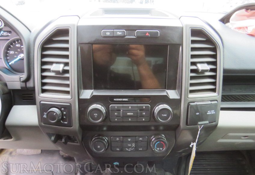 2022 Ford Super Duty F-350 SRW - Image 40