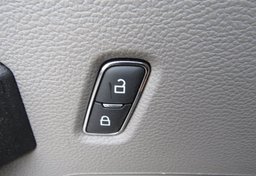 2022 Ford Super Duty F-350 SRW - Image 47