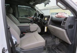 2022 Ford Super Duty F-350 SRW - Image 32