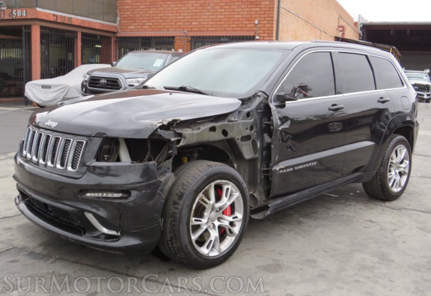 2013 Jeep Grand Cherokee SRT - Image 4