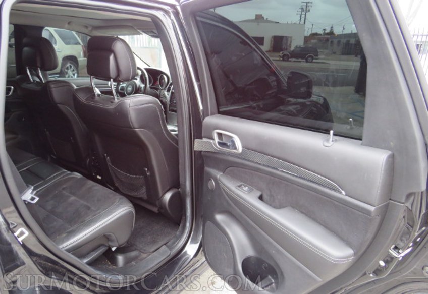 2013 Jeep Grand Cherokee SRT - Image 25