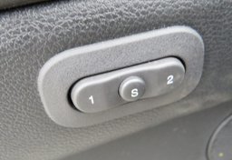 2013 Jeep Grand Cherokee SRT - Image 47