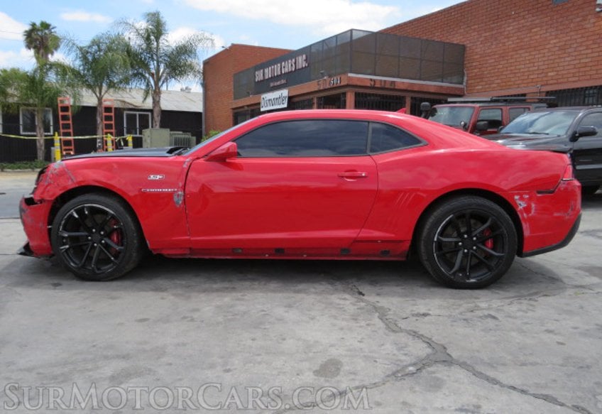 2014 Chevrolet Camaro - Image 12