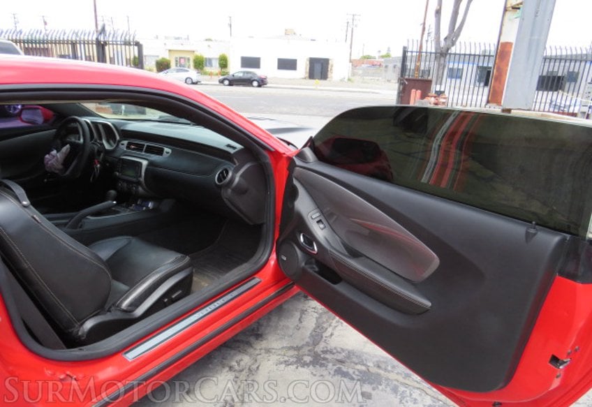 2014 Chevrolet Camaro - Image 21
