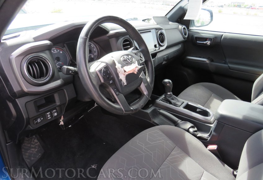 2017 Toyota Tacoma - Image 28