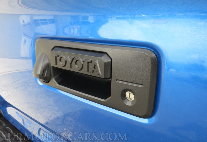 2017 Toyota Tacoma - Image 23