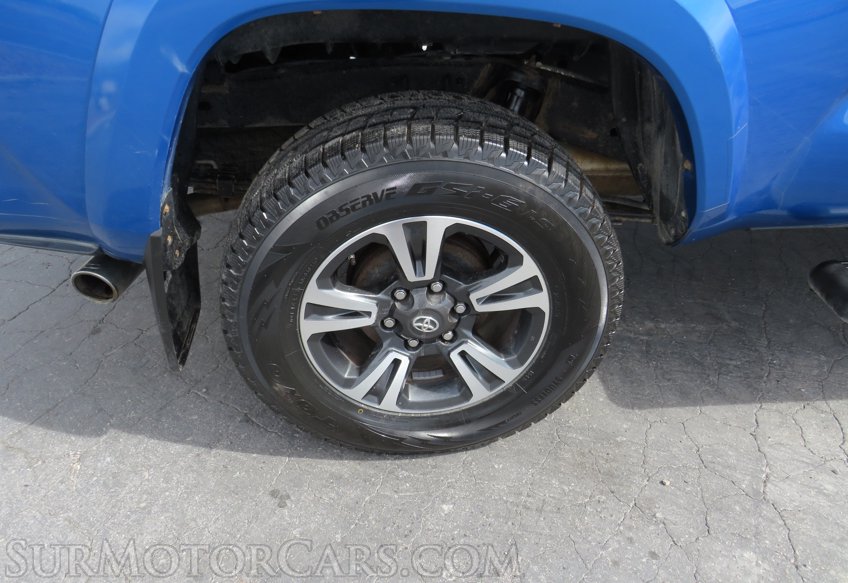 2017 Toyota Tacoma - Image 27