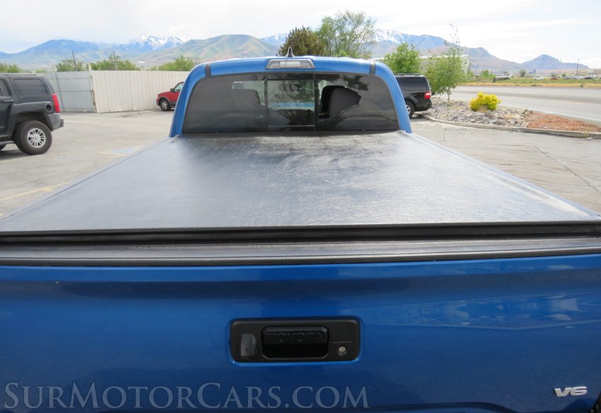 2017 Toyota Tacoma - Image 21