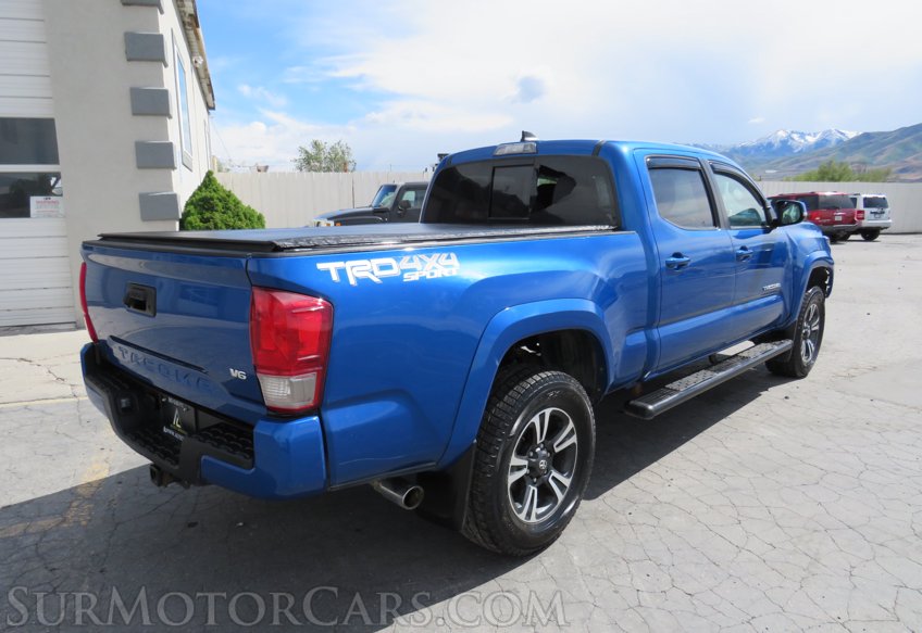 2017 Toyota Tacoma - Image 5