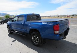 2017 Toyota Tacoma - Image 8