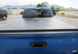 2017 Toyota Tacoma - Image 21