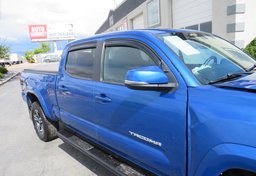 2017 Toyota Tacoma - Image 13