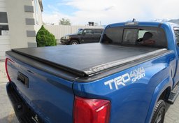 2017 Toyota Tacoma - Image 20