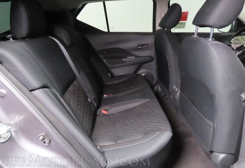 2023 Nissan Kicks - Image 25