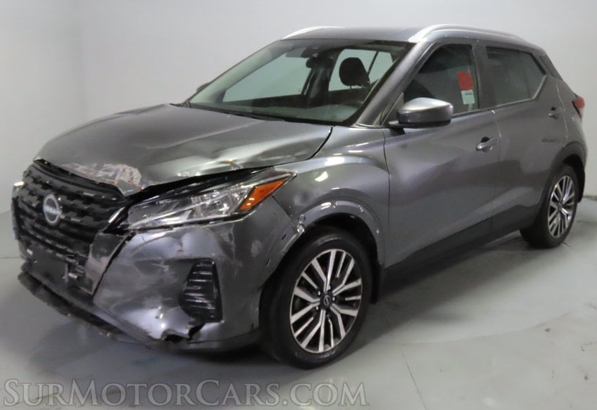 2023 Nissan Kicks - Image 4