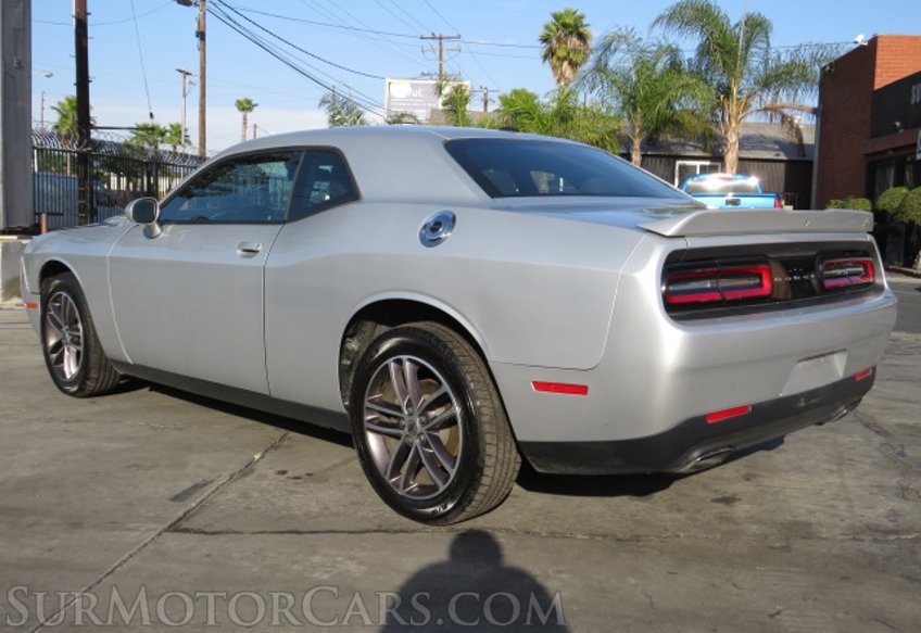 2019 Dodge Challenger - Image 7