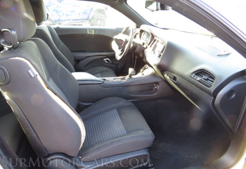 2019 Dodge Challenger - Image 25