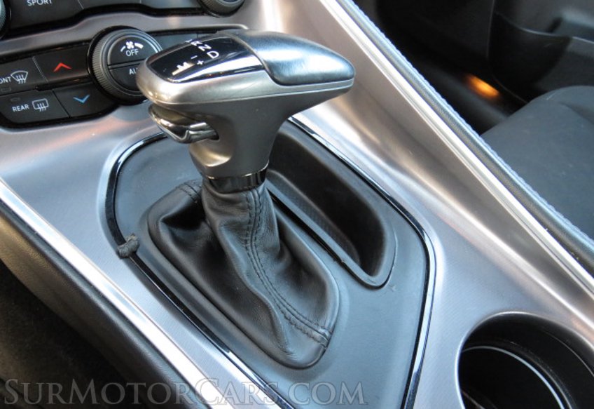 2019 Dodge Challenger - Image 38