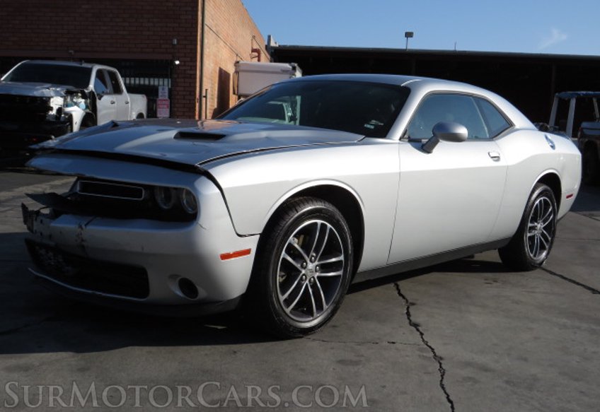 2019 Dodge Challenger - Image 3