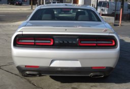 2019 Dodge Challenger - Image 10
