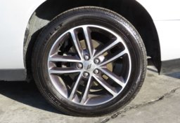 2019 Dodge Challenger - Image 16