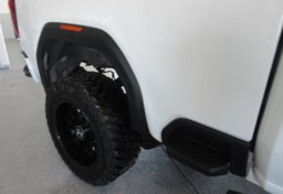 2020 GMC Sierra 2500HD - Image 29