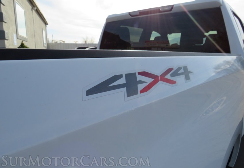 2019 Chevrolet Silverado 1500 - Image 13