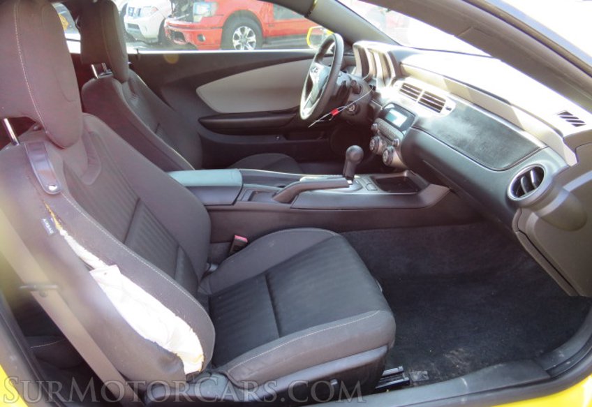 2014 Chevrolet Camaro - Image 24