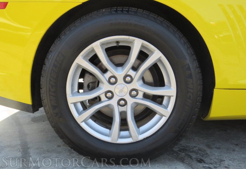 2014 Chevrolet Camaro - Image 18