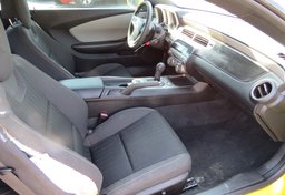 2014 Chevrolet Camaro - Image 27