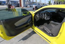 2014 Chevrolet Camaro - Image 19