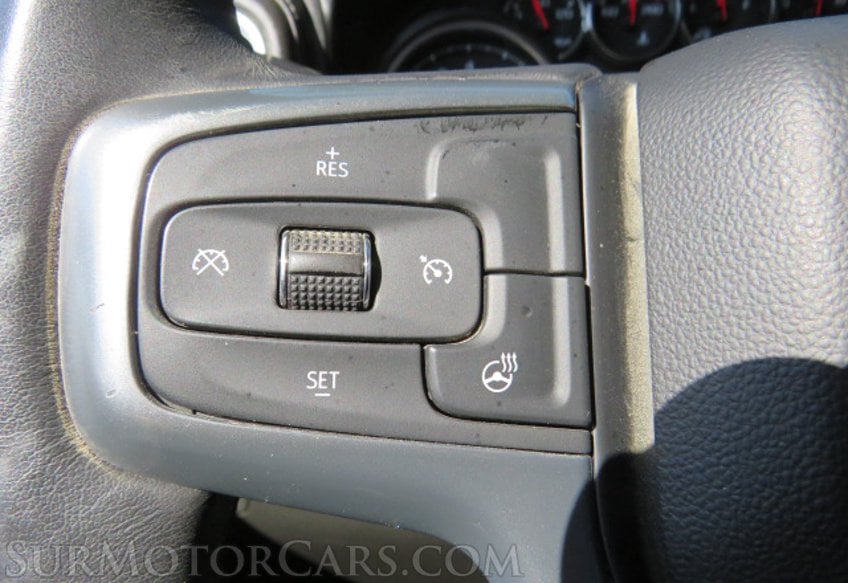 2022 Chevrolet Silverado 3500HD CC - Image 35