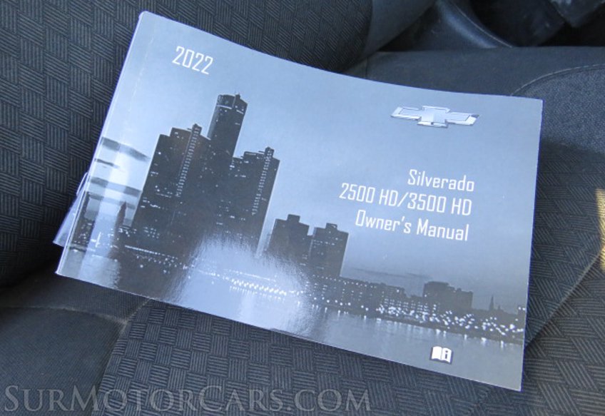 2022 Chevrolet Silverado 3500HD CC - Image 37