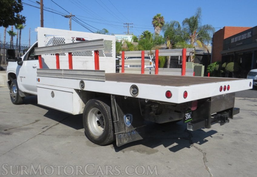 2022 Chevrolet Silverado 3500HD CC - Image 9