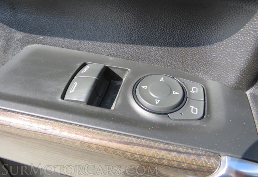 2022 Chevrolet Silverado 3500HD CC - Image 41