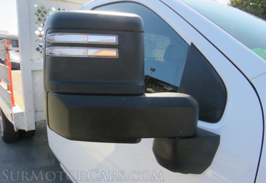 2022 Chevrolet Silverado 3500HD CC - Image 16