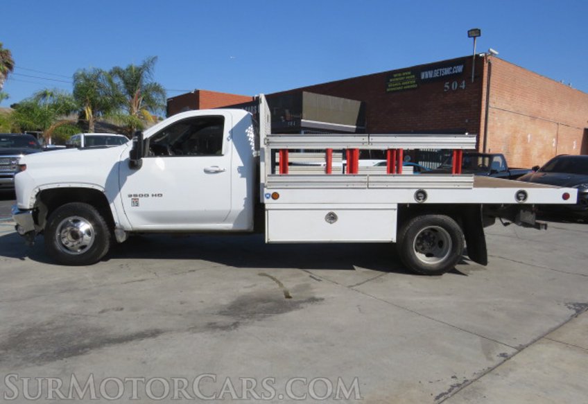 2022 Chevrolet Silverado 3500HD CC - Image 6