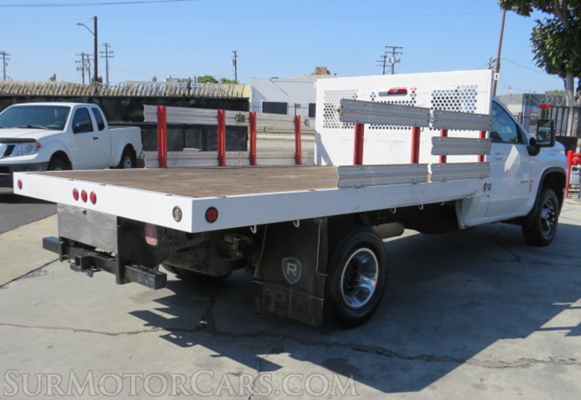 2022 Chevrolet Silverado 3500HD CC - Image 10