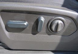 2022 Chevrolet Silverado 3500HD CC - Image 32