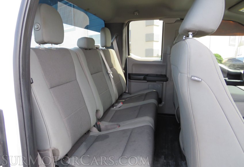 2019 Ford F-150 - Image 32