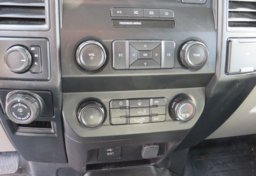 2019 Ford F-150 - Image 41