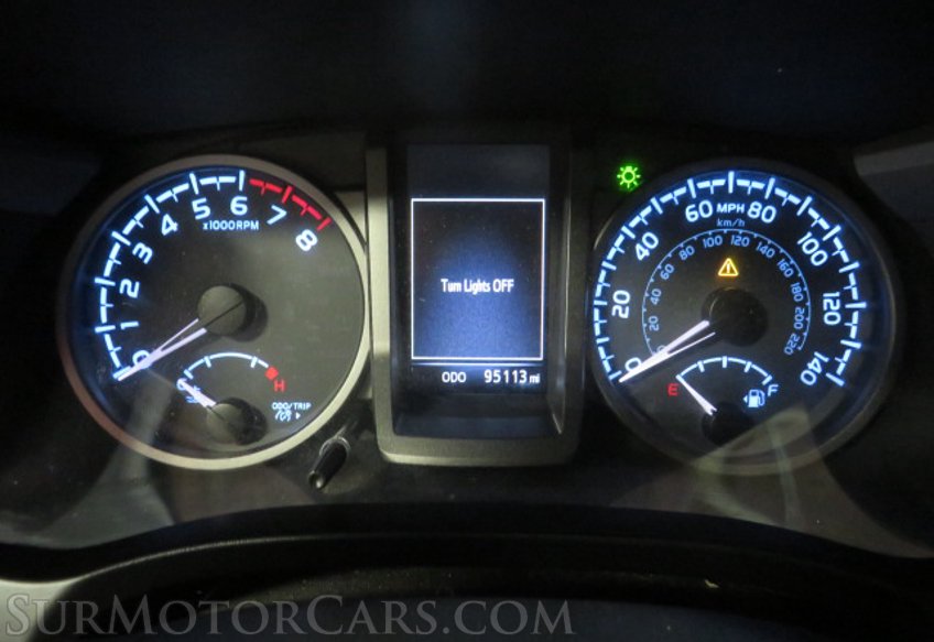 2017 Toyota Tacoma - Image 31