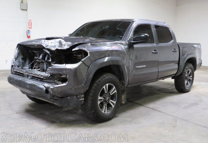 2017 Toyota Tacoma - Image 4
