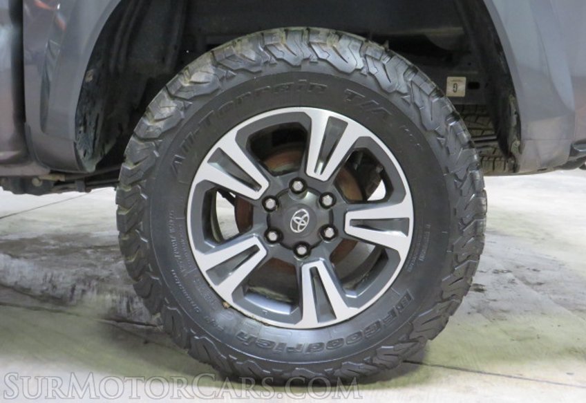 2017 Toyota Tacoma - Image 16