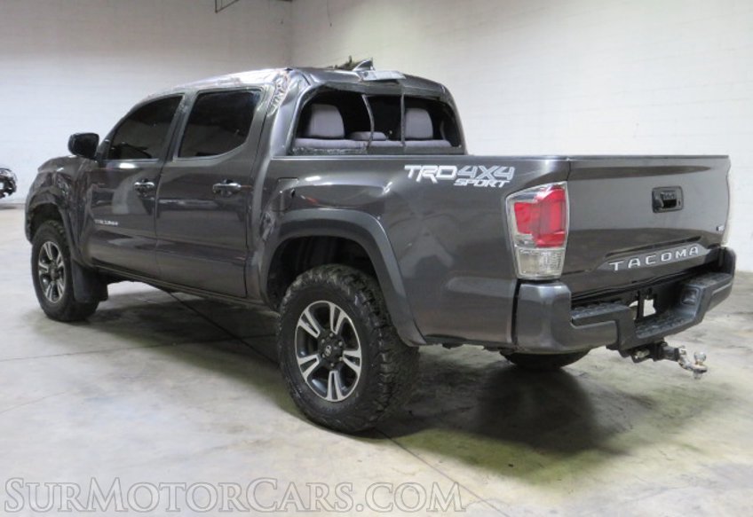 2017 Toyota Tacoma - Image 8