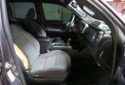 2017 Toyota Tacoma - Image 24