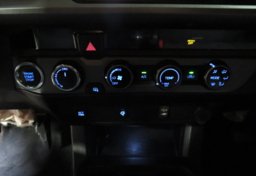 2017 Toyota Tacoma - Image 39